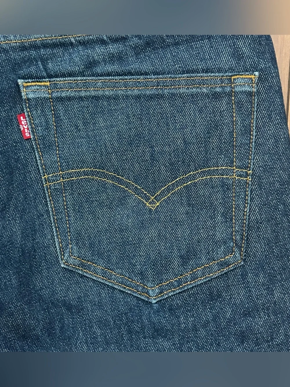 Levi Men’s 501 Regular Fit Straight Blue Dark Wash Jeans 36x36 Buttons Cotton